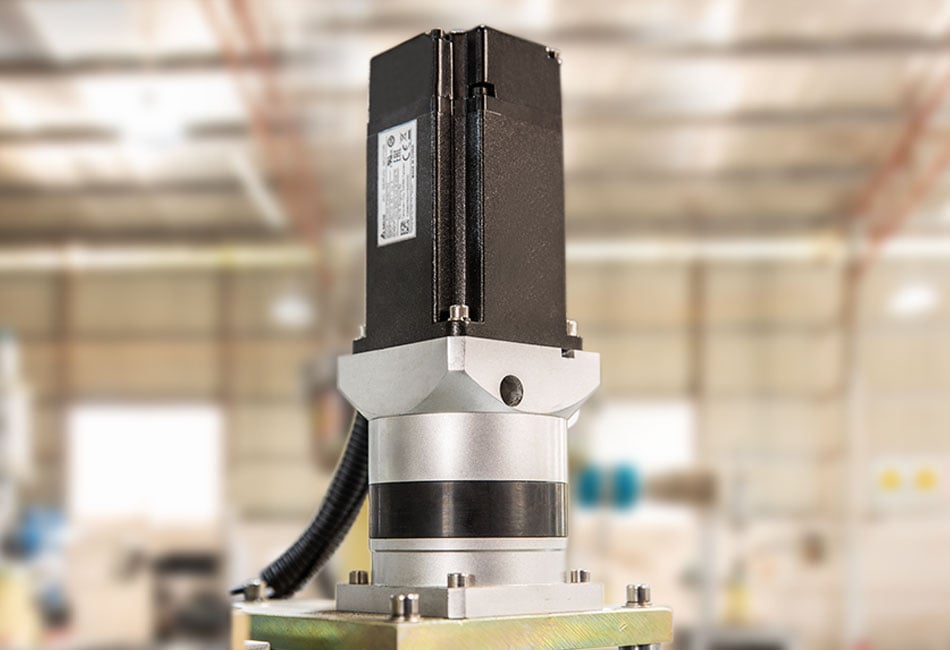 Servomotor installed on automatic packaging equipment